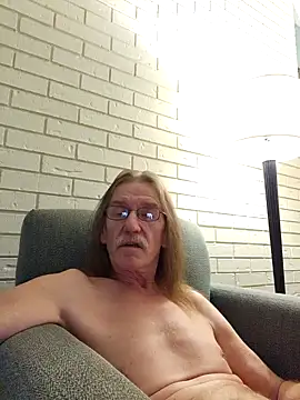 coolbrease10 online show from December 23, 2024, 9:27 am
