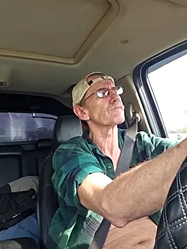 coolbrease10 online show from March 17, 2026, 9:18 pm