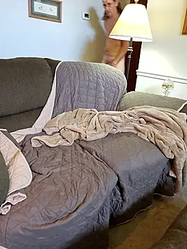 coolbrease10 online show from October 1, 2025, 6:34 pm