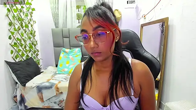 Snapshot of MurphyAngelina chatting on September 22, 2025, 2:28 am MurphyAngelina online show from September 22, 2025, 2:28 am