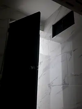 Snapshot of Arilw chatting on October 4, 2025, 12:07 pm Arilw online show from October 4, 2025, 12:07 pm