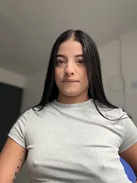 Snapshot of Arilw chatting on September 19, 2025, 1:15 pm Arilw online show from September 19, 2025, 1:15 pm