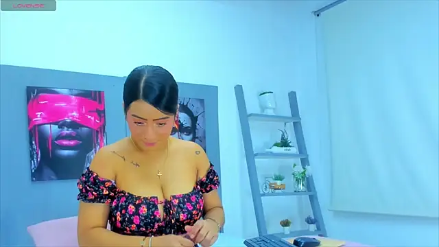 Snapshot of Gema-lexy chatting on October 9, 2025, 12:17 pm Gema-lexy online show from October 9, 2025, 12:17 pm