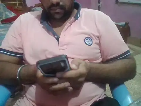 boyplay1000 online show from November 5, 2025, 2:31 pm