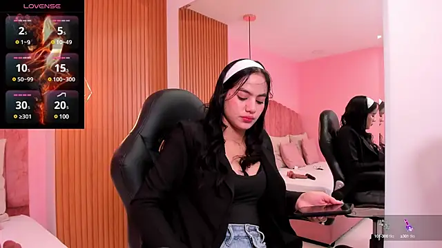 Snapshot of ariel_jonees chatting on February 4, 2025, 5:01 pm ariel jonees online show from February 4, 2025, 5:01 pm