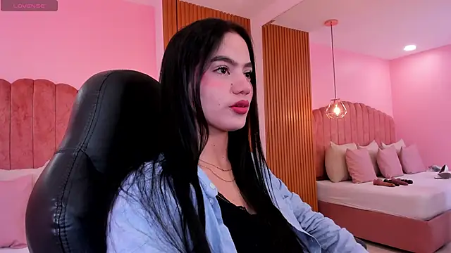 Snapshot of ariel_jonees chatting on September 9, 2025, 5:44 pm ariel jonees online show from September 9, 2025, 5:44 pm