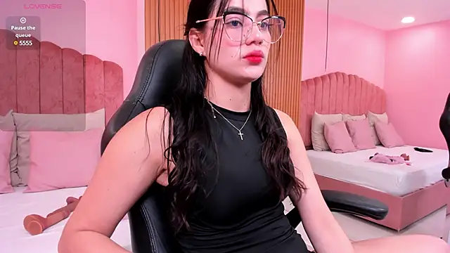 Snapshot of ariel_jonees chatting on March 15, 2025, 6:21 pm ariel jonees online show from March 15, 2025, 6:21 pm