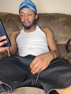 Snapshot of MobyDxck chatting on March 8, 2025, 9:40 pm MobyDxck online show from March 8, 2025, 9:40 pm