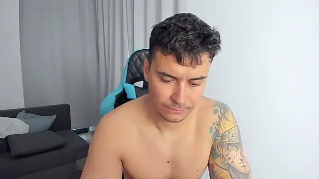 Snapshot of MatMalonne chatting on September 29, 2025, 2:34 pm MatMalonne online show from September 29, 2025, 2:34 pm