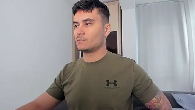 Snapshot of MatMalonne chatting on October 10, 2025, 7:31 am MatMalonne online show from October 10, 2025, 7:31 am