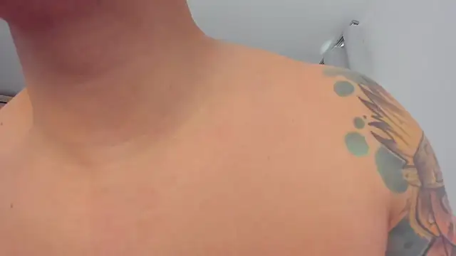 Snapshot of MatMalonne chatting on October 24, 2025, 11:09 am MatMalonne online show from October 24, 2025, 11:09 am