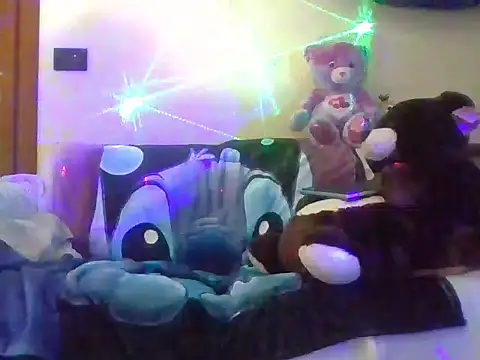 Snapshot of scorpionlady70 chatting on December 14, 2024, 10:18 pm scorpionlady70 online show from December 14, 2024, 10:18 pm