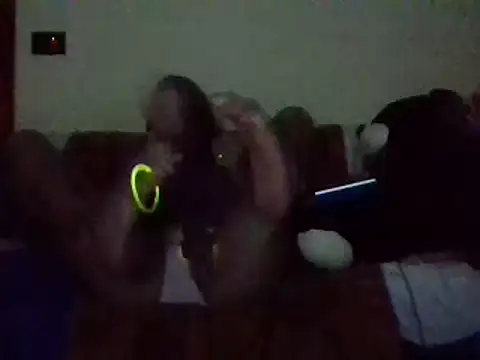 Snapshot of scorpionlady70 chatting on December 8, 2024, 12:13 am scorpionlady70 online show from December 8, 2024, 12:13 am