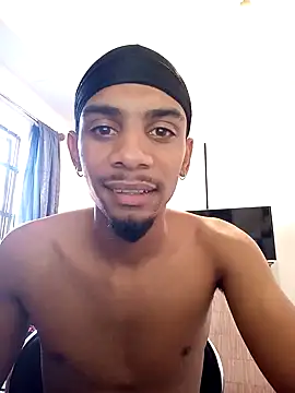 29YOURZ 28  online show from December 9, 2024, 9:06 am