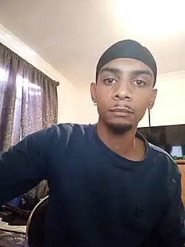 29YOURZ 28  online show from December 12, 2024, 4:21 pm
