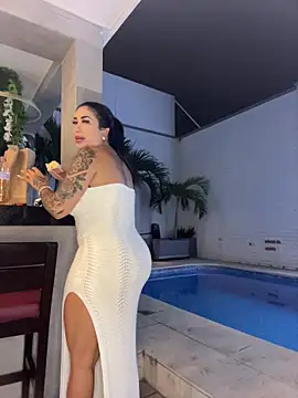 Snapshot of kiim_taaylor chatting on October 30, 2025, 1:04 am kiim taaylor online show from October 30, 2025, 1:04 am