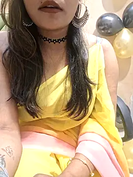 Snapshot of N-Natasha chatting on February 26, 2025, 5:21 pm N-Natasha online show from February 26, 2025, 5:21 pm