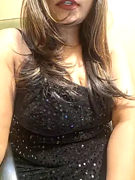 Snapshot of N-Natasha chatting on February 26, 2025, 12:30 am N-Natasha online show from February 26, 2025, 12:30 am