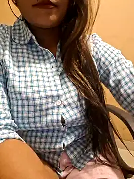 Snapshot of N-Natasha chatting on February 19, 2025, 9:39 am N-Natasha online show from February 19, 2025, 9:39 am