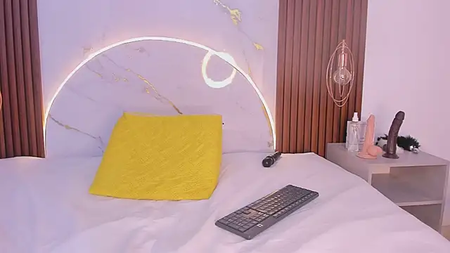 miamiller69 online show from March 22, 2025, 7:36 am