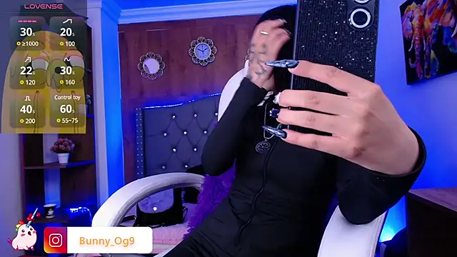 Snapshot of Bunny_O chatting on March 2, 2025, 8:25 pm Bunny O online show from March 2, 2025, 8:25 pm