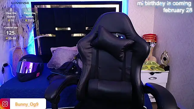 Snapshot of Bunny_O chatting on March 1, 2026, 10:21 pm Bunny O online show from March 1, 2026, 10:21 pm