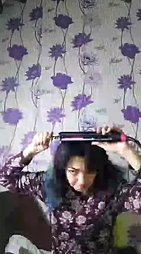 SweetLeila40 online show from February 6, 2025, 4:58 pm