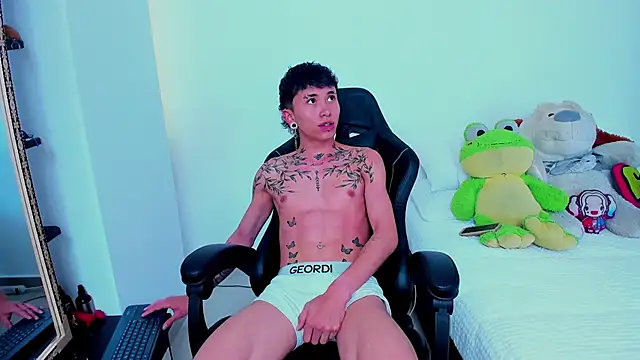 Snapshot of juniior_2311_ chatting on October 30, 2025, 7:22 pm juniior 2311 online show from October 30, 2025, 7:22 pm