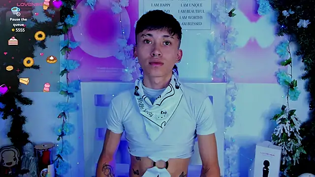 Snapshot of juniior_2311_ chatting on January 25, 2025, 9:46 pm juniior 2311 online show from January 25, 2025, 9:46 pm