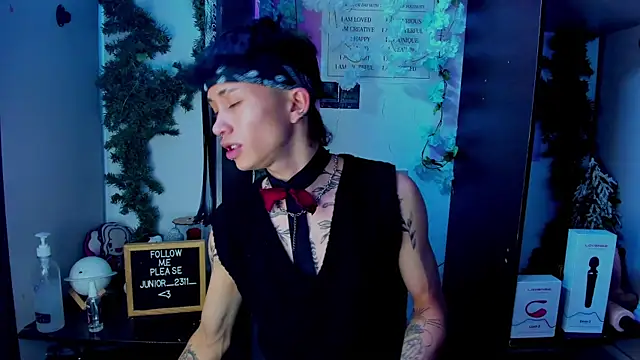 Snapshot of juniior_2311_ chatting on March 11, 2025, 7:36 pm juniior 2311 online show from March 11, 2025, 7:36 pm