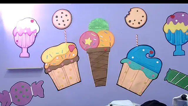 Snapshot of evaleribigtits18 chatting on November 30, 2025, 3:35 pm evaleribigtits18 online show from November 30, 2025, 3:35 pm