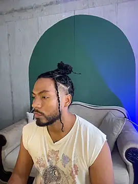 noah jones   online show from February 10, 2026, 4:39 pm