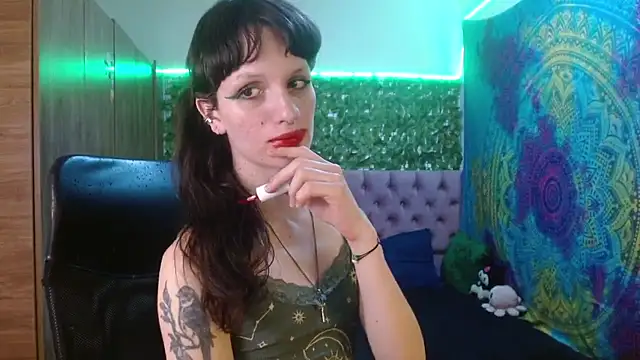 BurningVenus12 online show from March 4, 2026, 5:37 am