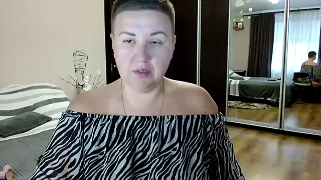 Annet1912 online show from October 28, 2025, 12:26 pm