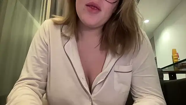 lilylush24 online show from January 23, 2025, 4:26 pm