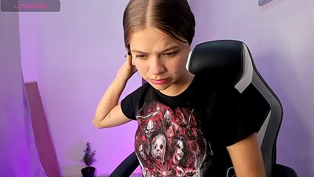 PaigeJayden online show from October 28, 2025, 3:18 am