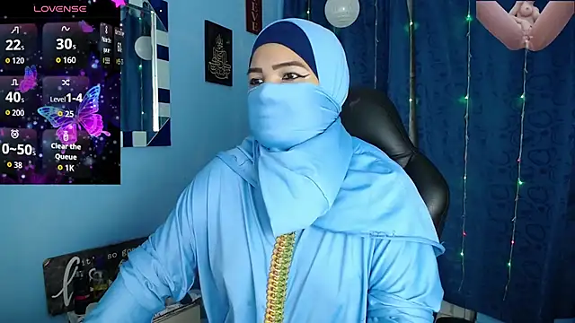 Snapshot of Falak-Yasin chatting on September 24, 2025, 12:22 pm Falak-Yasin online show from September 24, 2025, 12:22 pm