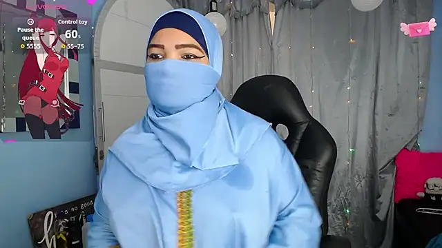 Snapshot of Falak-Yasin chatting on October 12, 2025, 1:01 pm Falak-Yasin online show from October 12, 2025, 1:01 pm