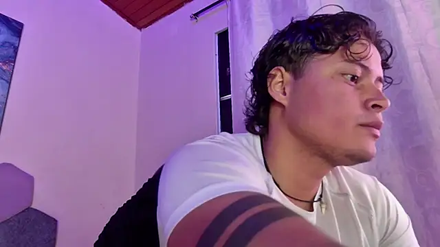 Horny tgn online show from October 4, 2025, 6:20 pm