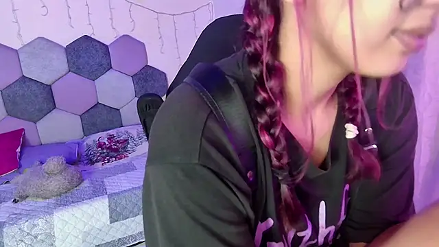 Snapshot of Horny_tgn chatting on December 5, 2025, 5:22 pm Horny tgn online show from December 5, 2025, 5:22 pm