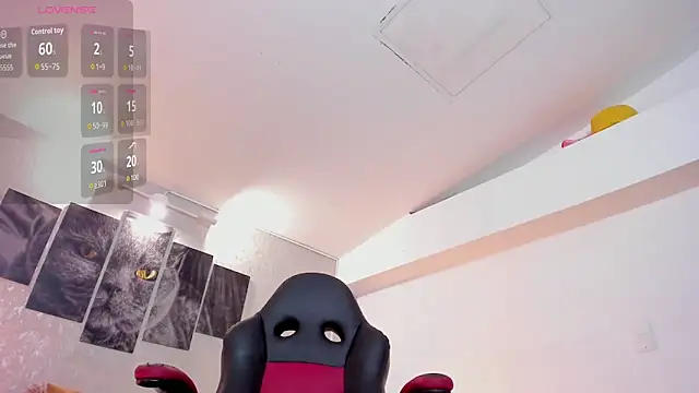 Snapshot of lilicooper_ chatting on September 19, 2025, 4:27 am lilicooper online show from September 19, 2025, 4:27 am