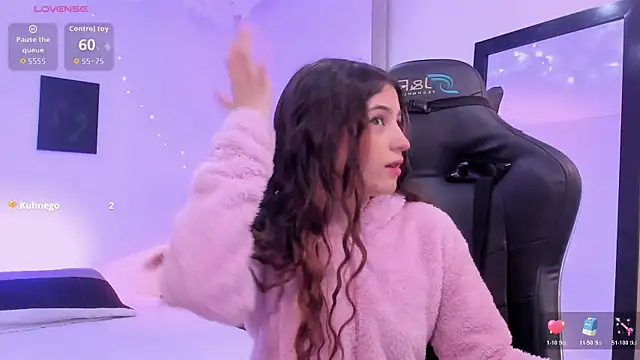 sofiarouge online show from January 14, 2026, 11:58 am