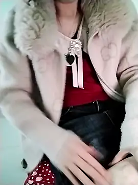 Anna-Cute69 online show from January 8, 2026, 1:33 am