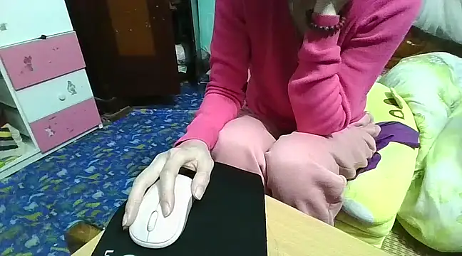 Snapshot of Anna-Cute69 chatting on February 27, 2025, 1:19 am Anna-Cute69 online show from February 27, 2025, 1:19 am