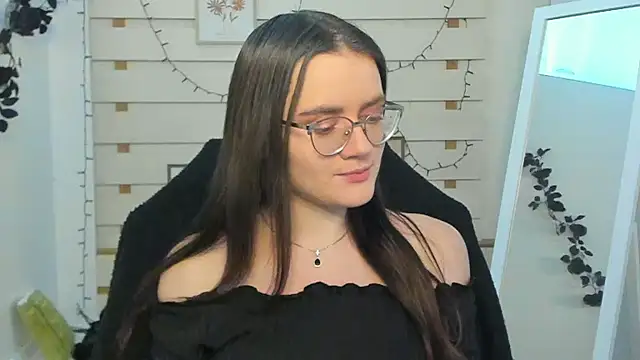 Snapshot of Josephine_jo chatting on November 17, 2025, 7:40 pm Josephine jo online show from November 17, 2025, 7:40 pm