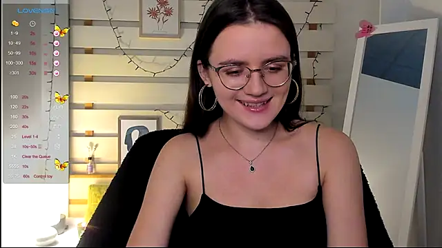 Snapshot of Josephine_jo chatting on October 5, 2025, 6:20 pm Josephine jo online show from October 5, 2025, 6:20 pm