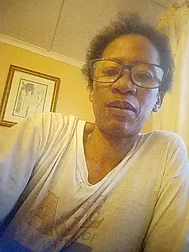 bustybillies online show from November 14, 2025, 3:54 am