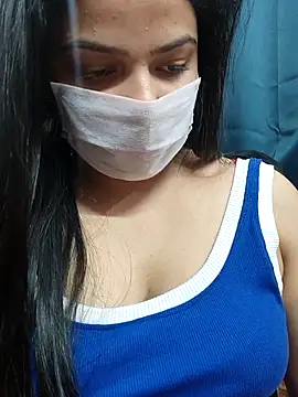 Myloveurvi online show from February 27, 2026, 12:38 pm