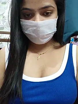 Snapshot of Myloveurvi chatting on September 24, 2025, 12:55 pm Myloveurvi online show from September 24, 2025, 12:55 pm