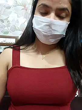 Snapshot of Myloveurvi chatting on September 18, 2025, 7:50 pm Myloveurvi online show from September 18, 2025, 7:50 pm